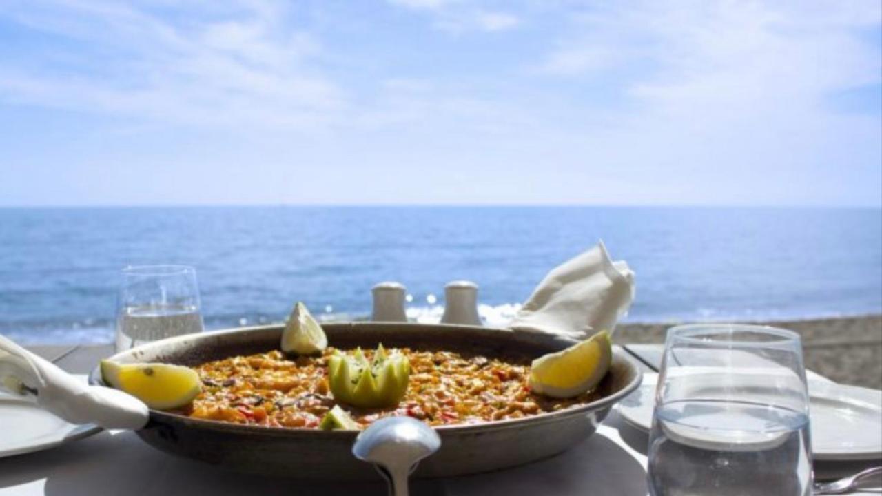 Mi Capricho Beachfront- 3-7 Apartment With Sea Views Sitio de Calahonda Exteriör bild