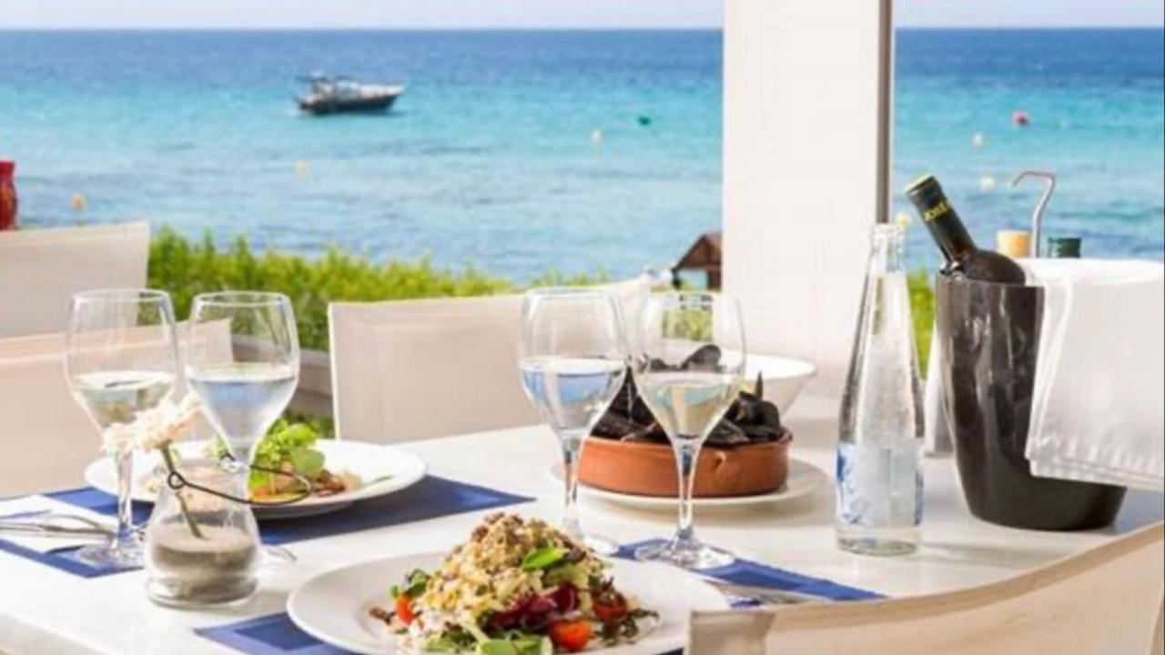 Mi Capricho Beachfront- 3-7 Apartment With Sea Views Sitio de Calahonda Exteriör bild