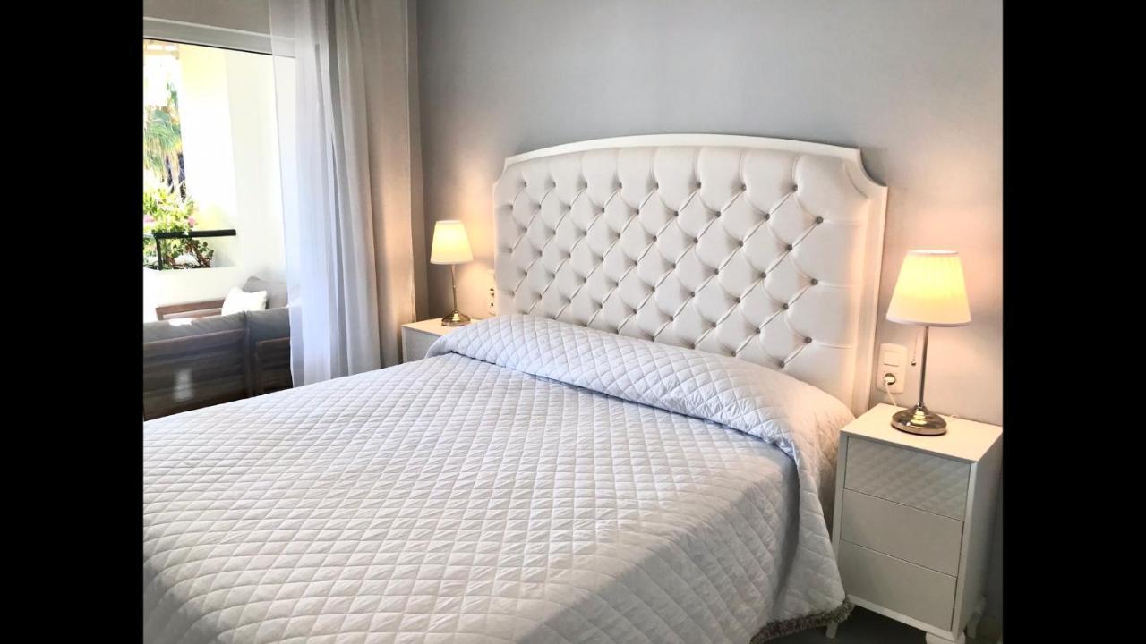 Mi Capricho Beachfront- 3-7 Apartment With Sea Views Sitio de Calahonda Exteriör bild